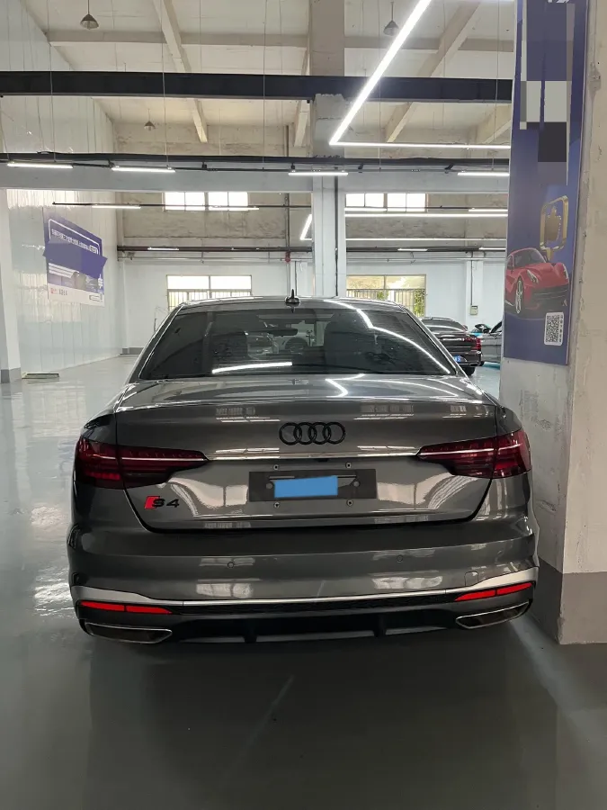 2020 Audi A4L 2.0T 190HP L4 7DCT,autocango,china used car exporter,china ev exporter,chinese used car exporter,chinese used ev exporter