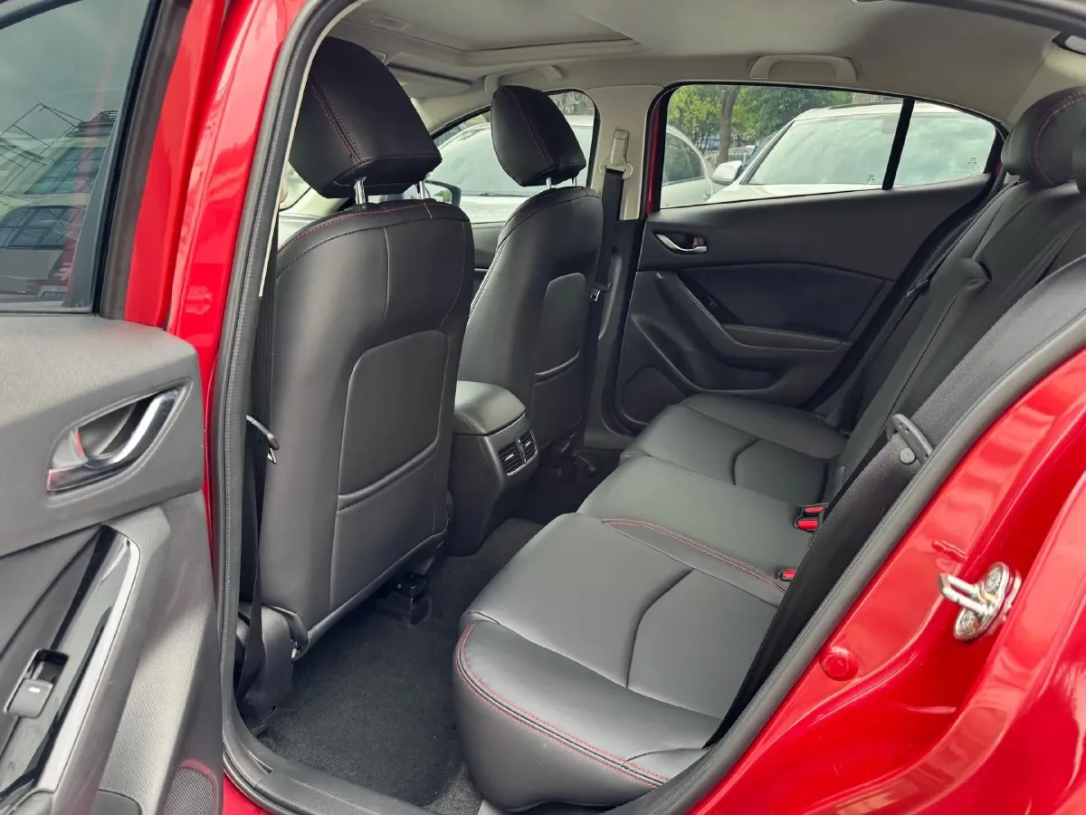 2017 Mazda 3 Axela 1.5L 117HP L4 6AT,autocango,china used car exporter,china ev exporter,chinese used car exporter,chinese used ev exporter