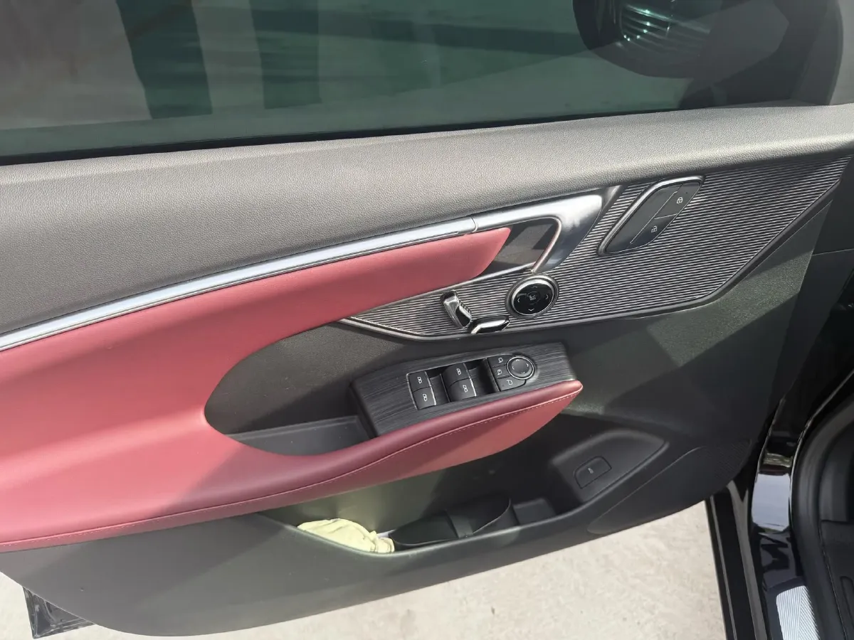 2026 Buick Larcosse 2.0T 237HP L4 9AT,autocango,china used car exporter,china ev exporter,chinese used car exporter,chinese used ev exporter