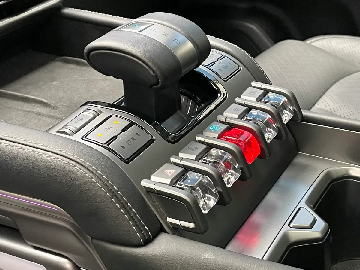 2025 FangChengBao Tai 3 BEV,autocango,china used car exporter,china ev exporter,chinese used car exporter,chinese used ev exporter