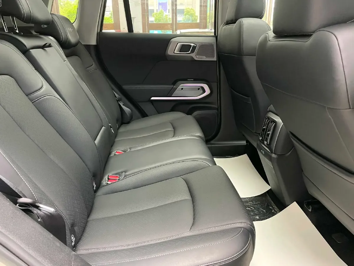 2025 FangChengBao Tai 3 BEV,autocango,china used car exporter,china ev exporter,chinese used car exporter,chinese used ev exporter