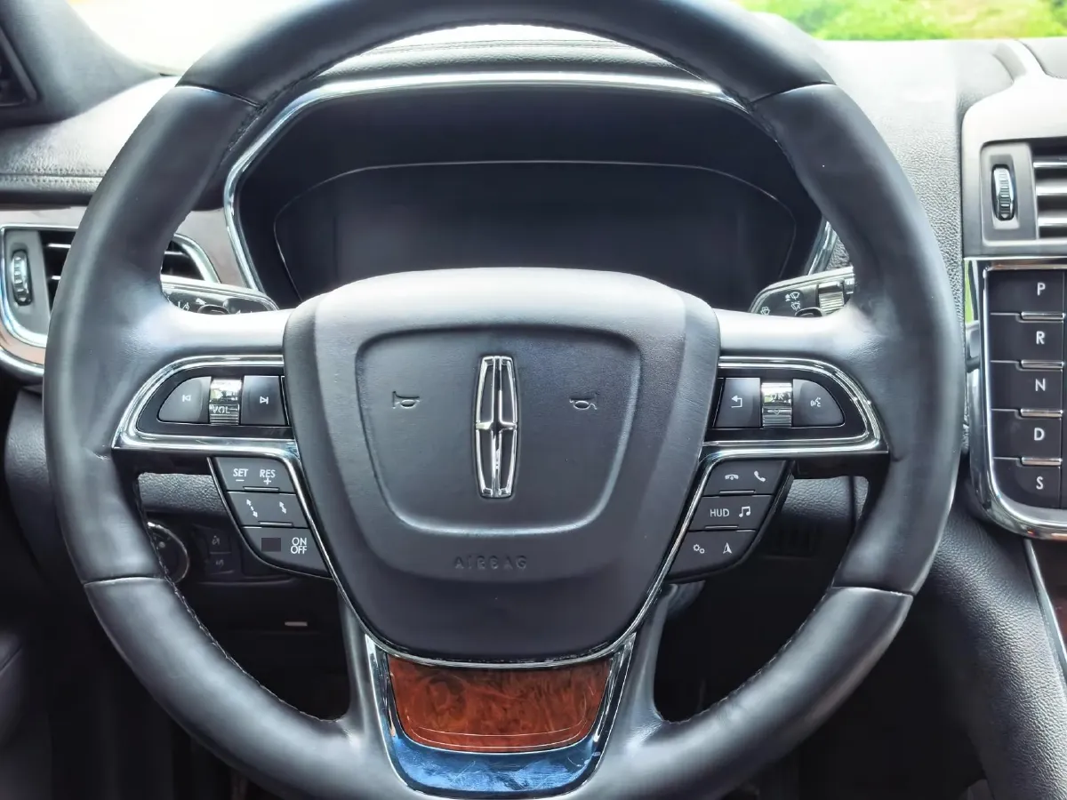 2019 Mercedes-Benz C Class 1.5T 184HP L4 9AT,autocango,china used car exporter,china ev exporter,chinese used car exporter,chinese used ev exporter