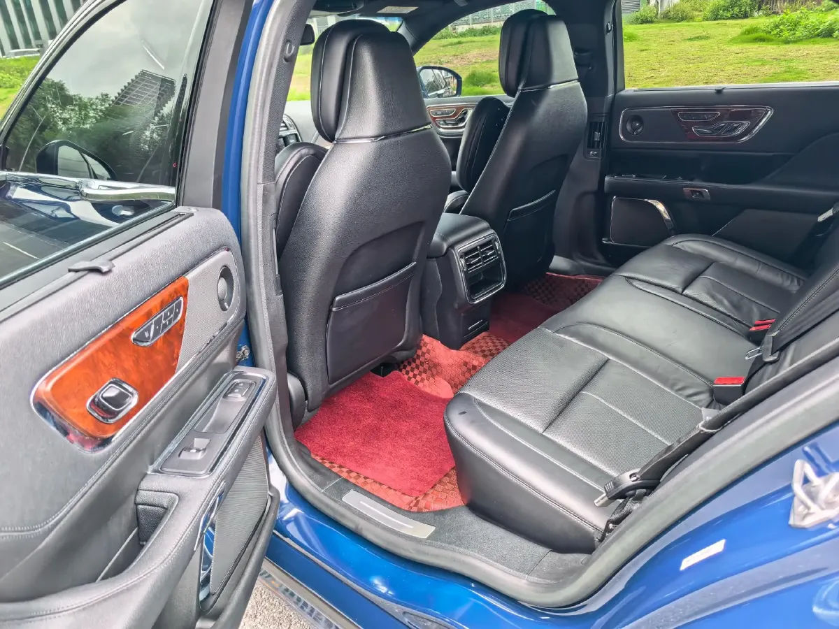 2019 Mercedes-Benz C Class 1.5T 184HP L4 9AT,autocango,china used car exporter,china ev exporter,chinese used car exporter,chinese used ev exporter