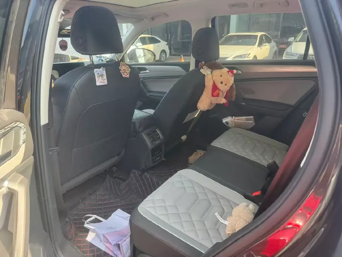 2023 Volkswagen Tayron 2.0T 220HP L4 7DCT,autocango,china used car exporter,china ev exporter,chinese used car exporter,chinese used ev exporter