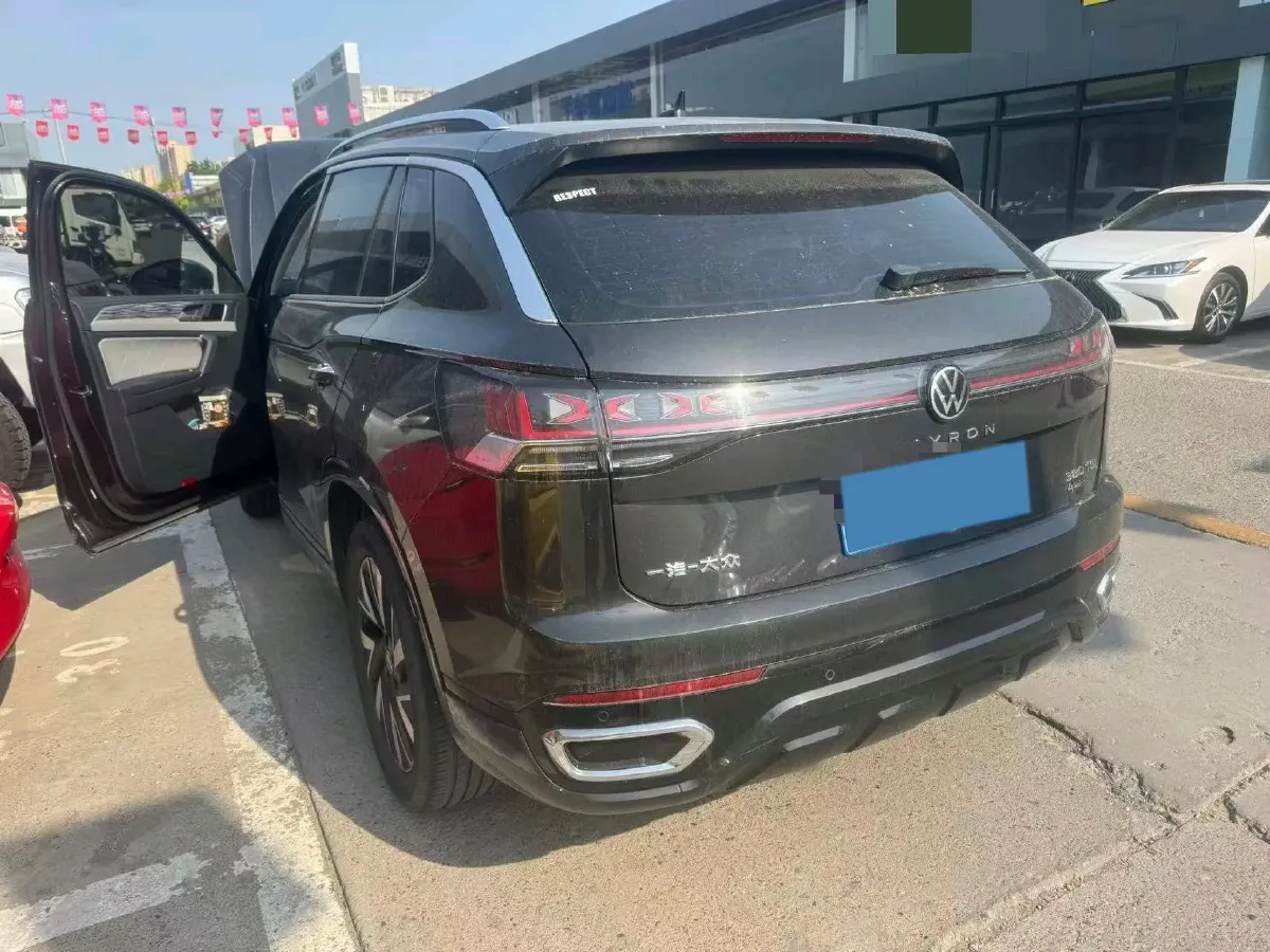 2023 Volkswagen Tayron 2.0T 220HP L4 7DCT,autocango,china used car exporter,china ev exporter,chinese used car exporter,chinese used ev exporter