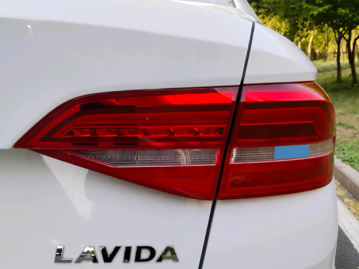 2019 Volkswagen Lavida 1.5L 116HP L4 6AT,autocango,china used car exporter,china ev exporter,chinese used car exporter,chinese used ev exporter