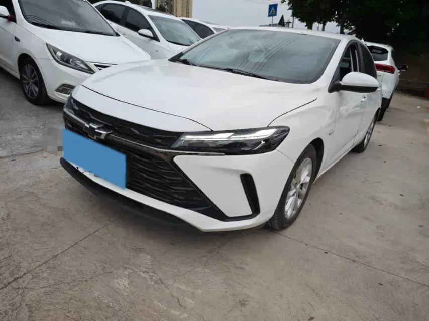 2023 Chevrolet Monza 1.5L 113HP L4 6DCT,autocango,china used car exporter,china ev exporter,chinese used car exporter,chinese used ev exporter