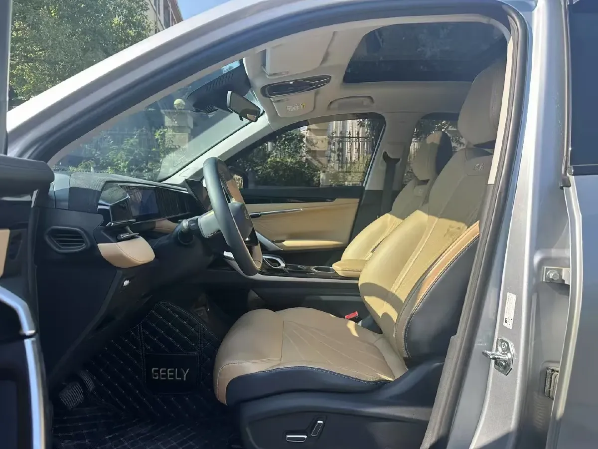 2023 Geely StarRay 1.5T 181HP L4 7DCT,autocango,china used car exporter,china ev exporter,chinese used car exporter,chinese used ev exporter