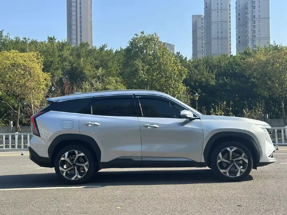 2023 Geely StarRay 1.5T 181HP L4 7DCT,autocango,china used car exporter,china ev exporter,chinese used car exporter,chinese used ev exporter