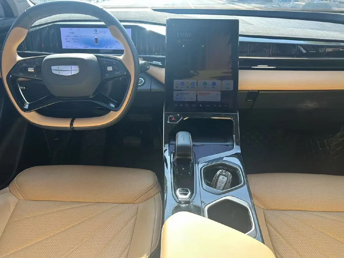 2023 Geely StarRay 1.5T 181HP L4 7DCT,autocango,china used car exporter,china ev exporter,chinese used car exporter,chinese used ev exporter