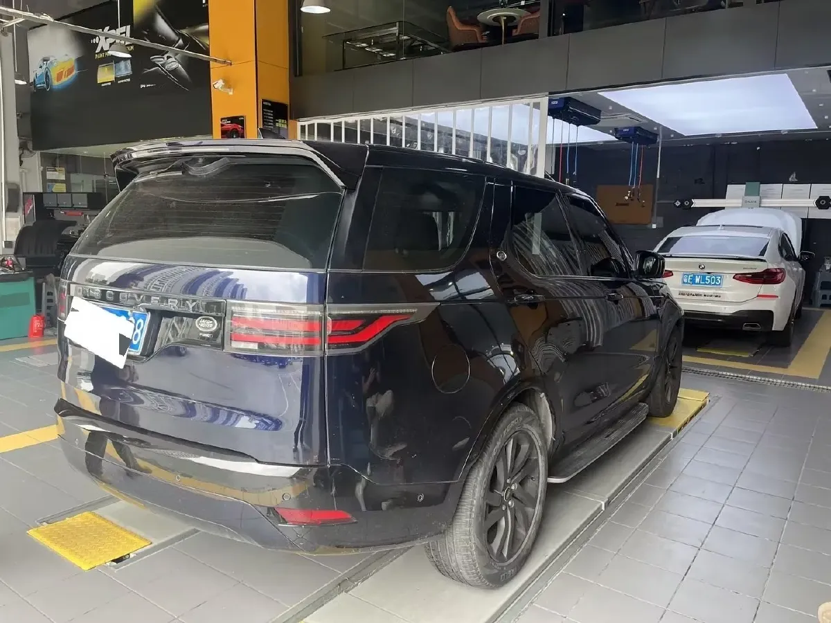 2021 Land Rover Discovery 3.0T 360HP L6 8AT,autocango,china used car exporter,china ev exporter,chinese used car exporter,chinese used ev exporter