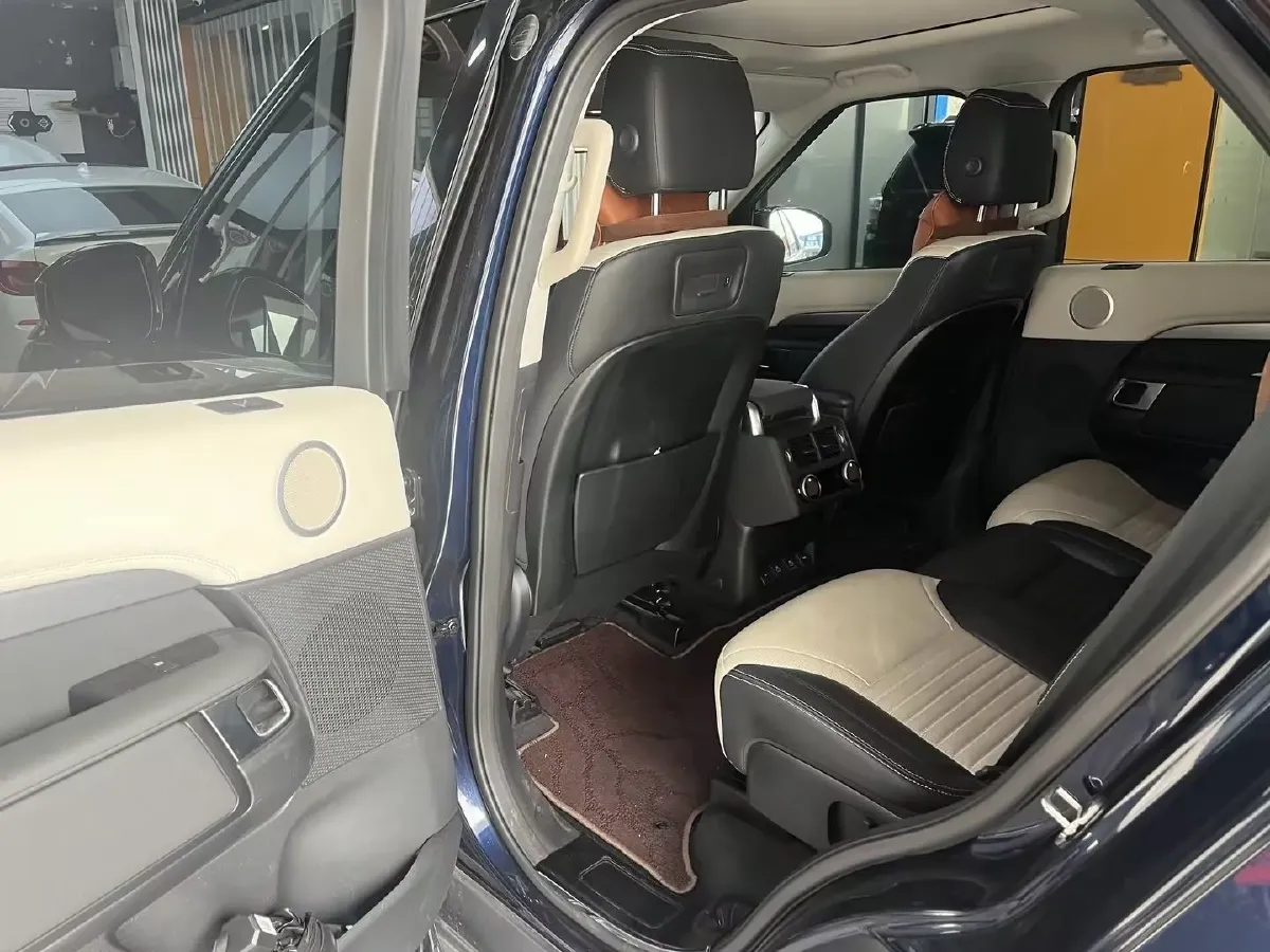 2021 Land Rover Discovery 3.0T 360HP L6 8AT,autocango,china used car exporter,china ev exporter,chinese used car exporter,chinese used ev exporter