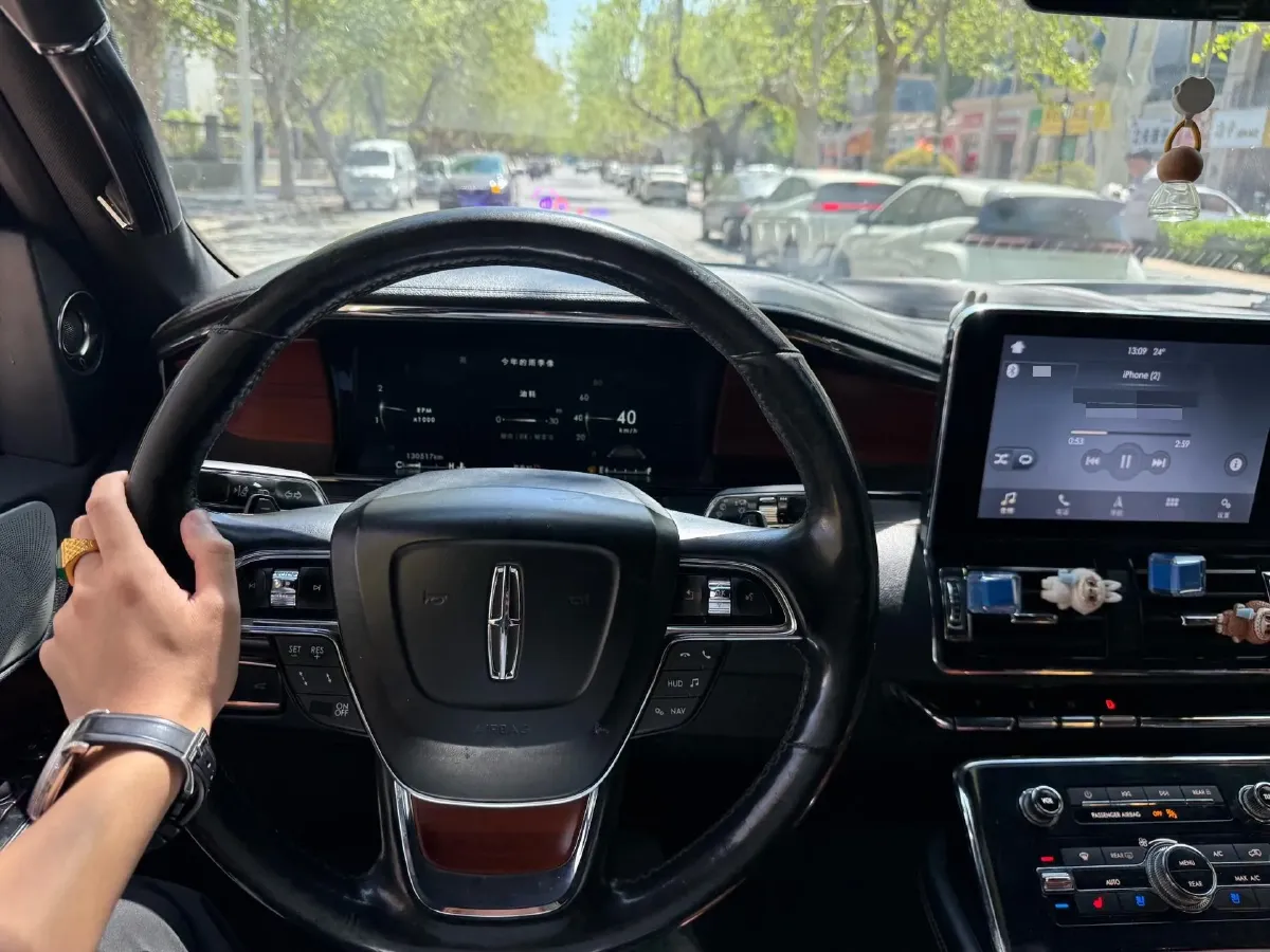 2018 Lincoln Navigator 3.5T 415HP V6 10AT,autocango,china used car exporter,china ev exporter,chinese used car exporter,chinese used ev exporter