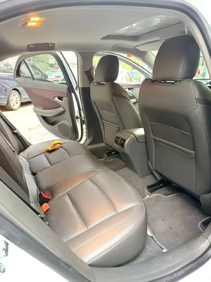 2018 Chevrolet Malibu 1.5T 170HP L4 6AT,autocango,china used car exporter,china ev exporter,chinese used car exporter,chinese used ev exporter