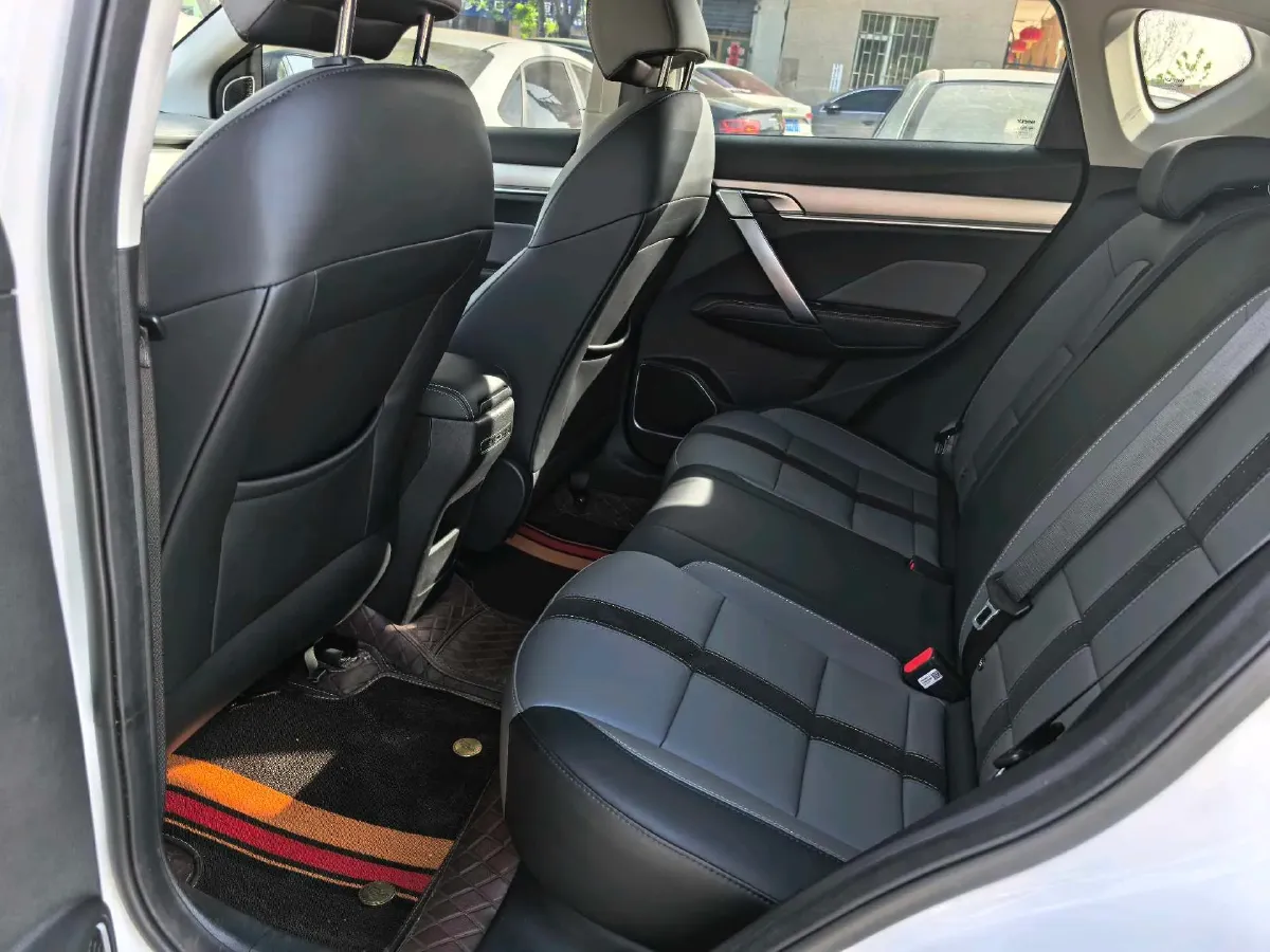 2024 Geely Coolray 1.5T 181HP L4 7DCT,autocango,china used car exporter,china ev exporter,chinese used car exporter,chinese used ev exporter