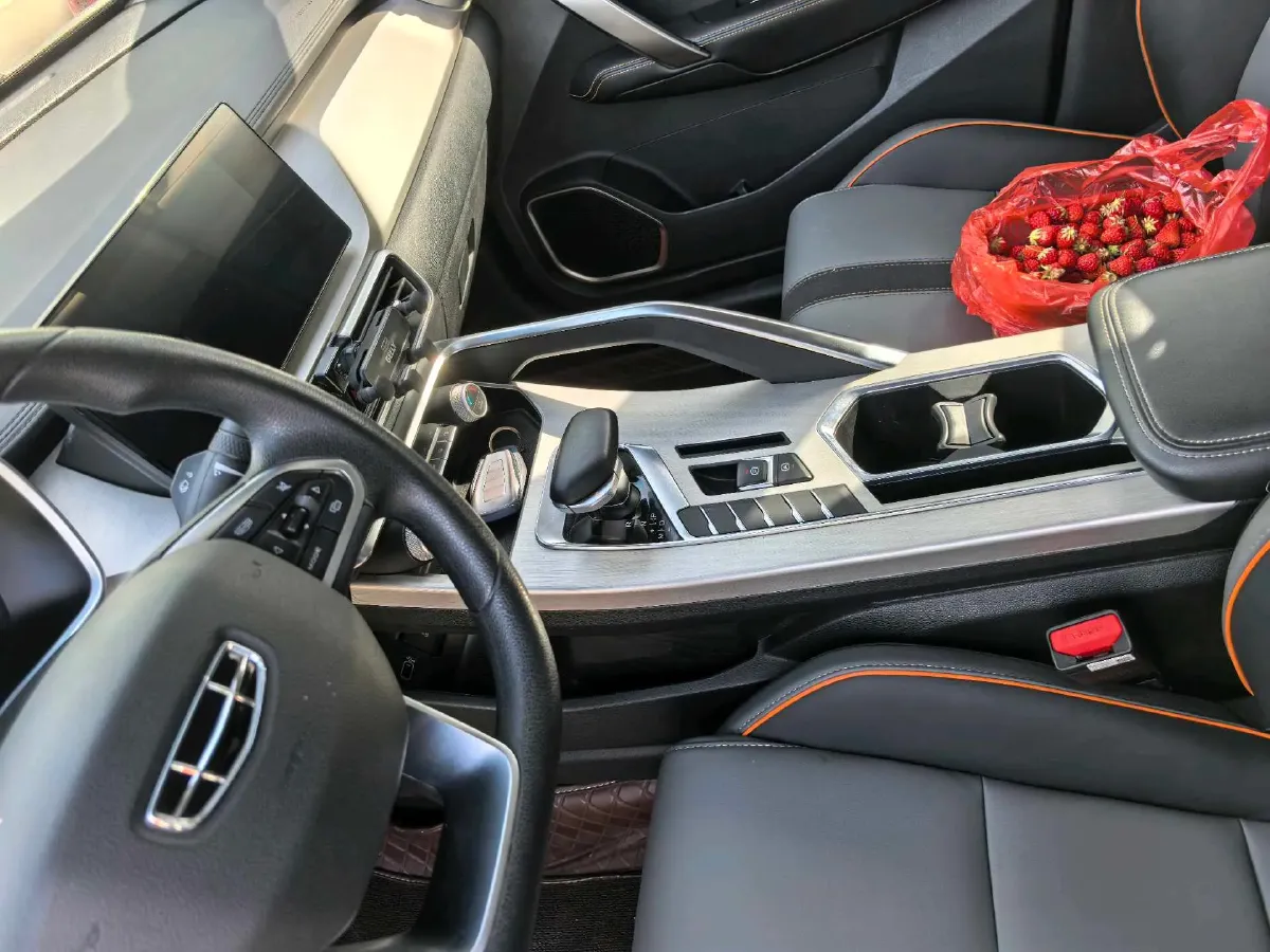 2024 Geely Coolray 1.5T 181HP L4 7DCT,autocango,china used car exporter,china ev exporter,chinese used car exporter,chinese used ev exporter