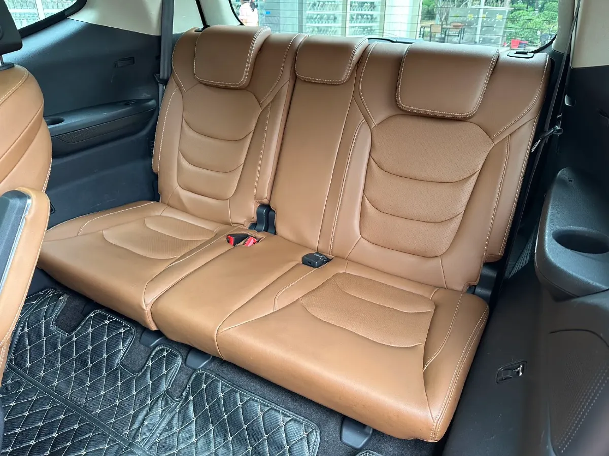 2017 MAXUS D90 2.0T 224HP L4 6AT,autocango,china used car exporter,china ev exporter,chinese used car exporter,chinese used ev exporter