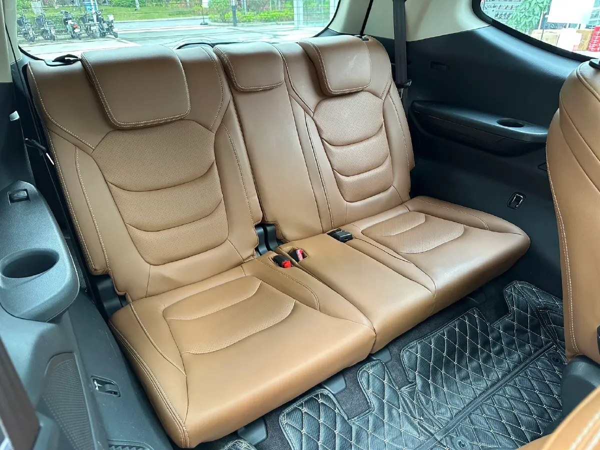 2017 MAXUS D90 2.0T 224HP L4 6AT,autocango,china used car exporter,china ev exporter,chinese used car exporter,chinese used ev exporter