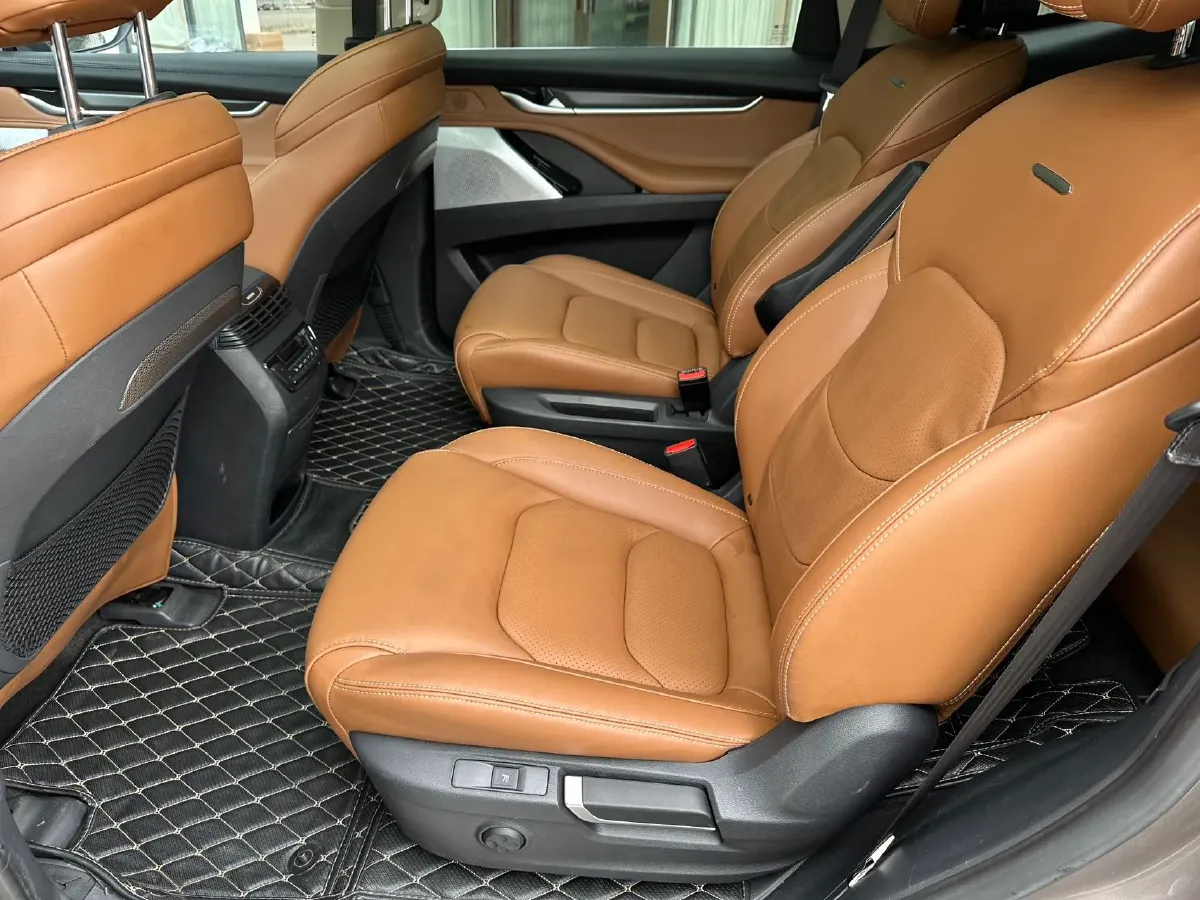 2017 MAXUS D90 2.0T 224HP L4 6AT,autocango,china used car exporter,china ev exporter,chinese used car exporter,chinese used ev exporter