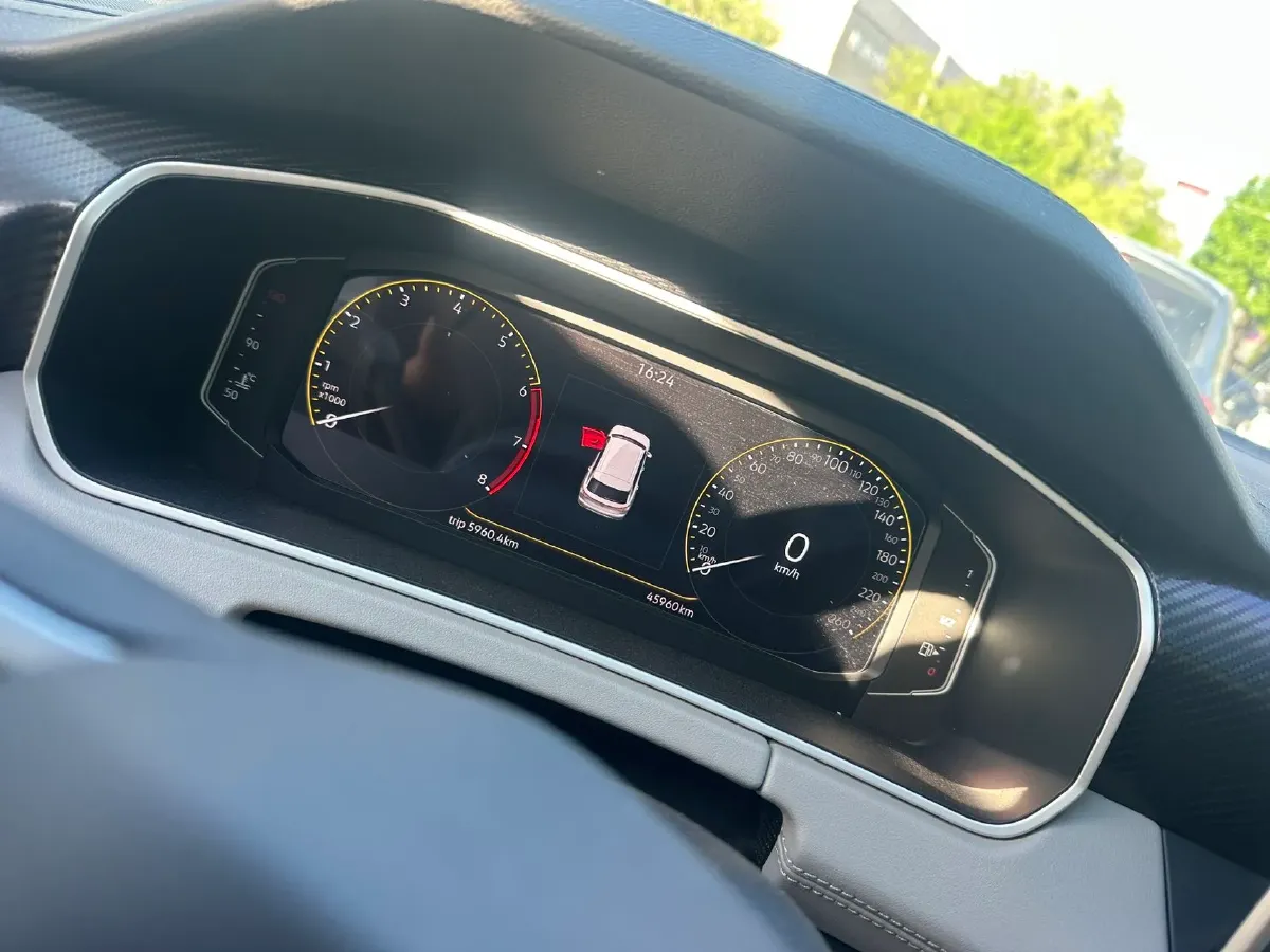 2024 Volkswagen Tayron 1.5T 160HP L4 7DCT,autocango,china used car exporter,china ev exporter,chinese used car exporter,chinese used ev exporter