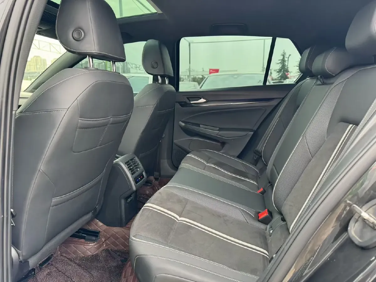 2021 Volkswagen Golf 1.4T 150HP L4 7DCT,autocango,china used car exporter,china ev exporter,chinese used car exporter,chinese used ev exporter