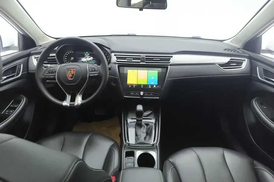 2020 Roewe i5 1.5L 120HP L4 CVT,autocango,china used car exporter,china ev exporter,chinese used car exporter,chinese used ev exporter