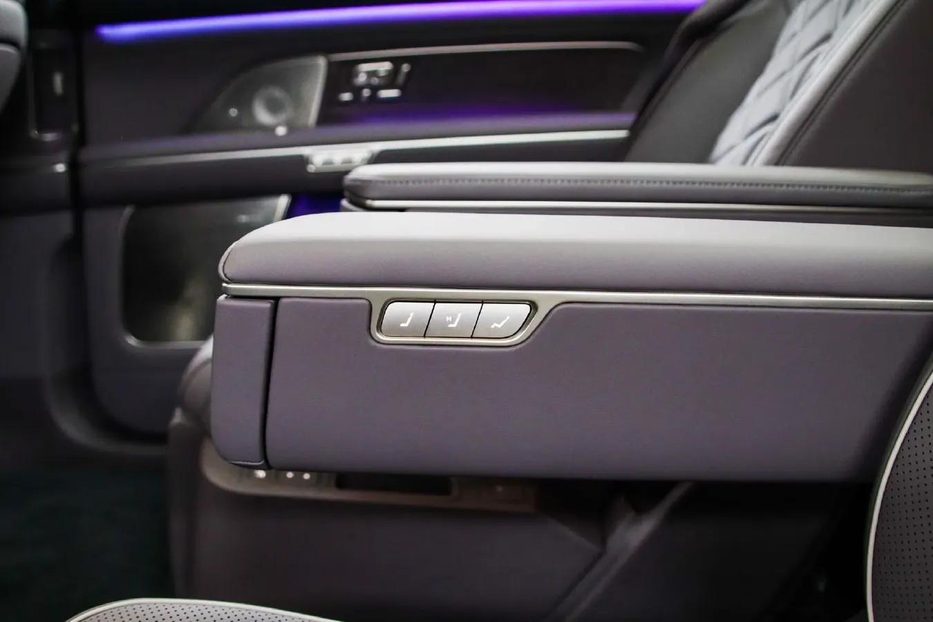 2026 NIO ES8 BEV,autocango,china used car exporter,china ev exporter,chinese used car exporter,chinese used ev exporter