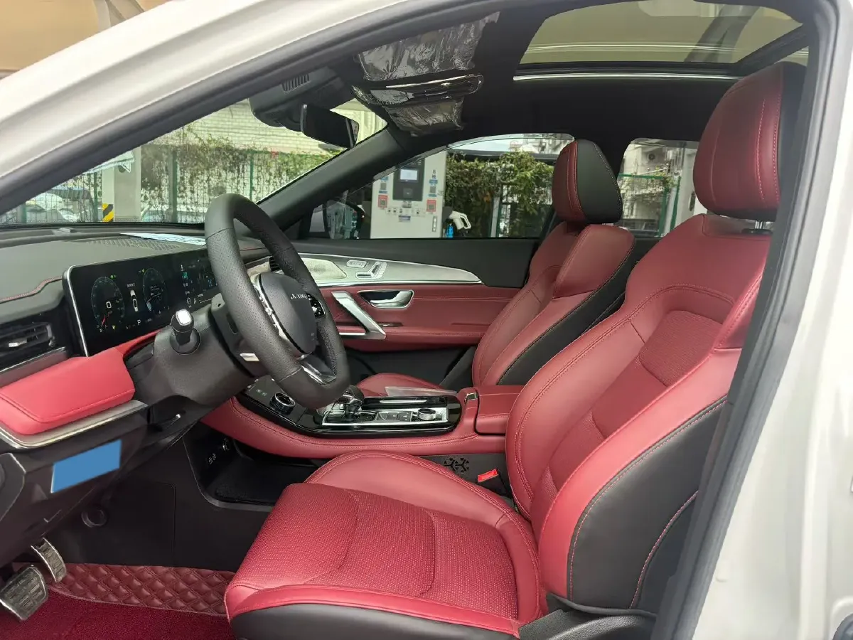 2021 Haval H6 2.0T 224HP L4 7DCT,autocango,china used car exporter,china ev exporter,chinese used car exporter,chinese used ev exporter