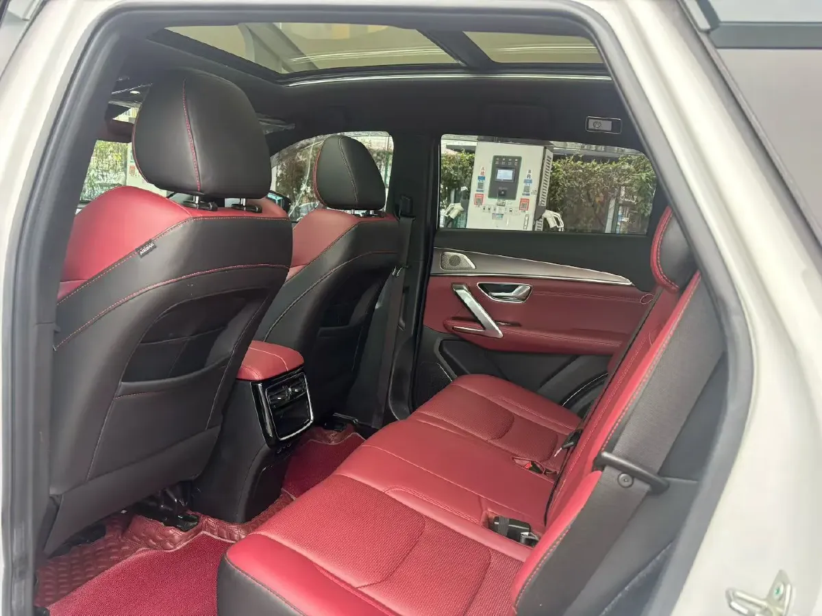 2021 Haval H6 2.0T 224HP L4 7DCT,autocango,china used car exporter,china ev exporter,chinese used car exporter,chinese used ev exporter