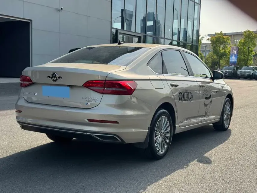 2021 Volkswagen Lavida 1.4T 150HP L4 7DCT,autocango,china used car exporter,china ev exporter,chinese used car exporter,chinese used ev exporter