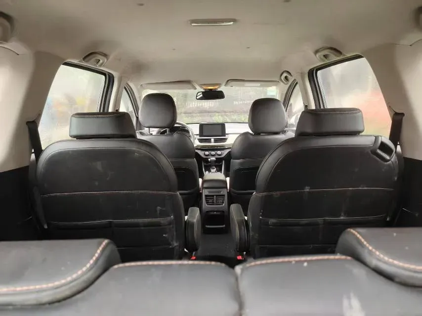 2019 BaoJun 360 1.5L 105HP L4 CVT,autocango,china used car exporter,china ev exporter,chinese used car exporter,chinese used ev exporter