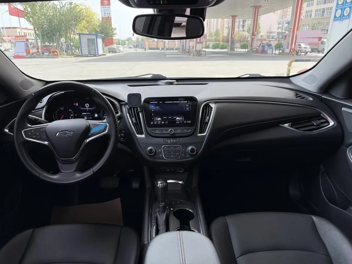 2019 Chevrolet Malibu XL 2.0T 241HP L4 9AT,autocango,china used car exporter,china ev exporter,chinese used car exporter,chinese used ev exporter