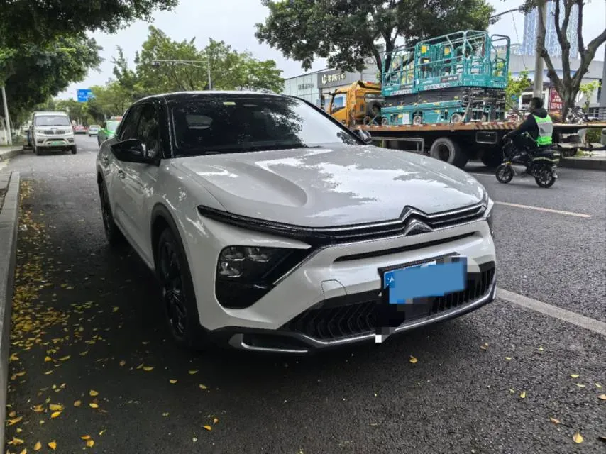 2022 Citroen C5 X 1.6T 175HP L4 8AT,autocango,china used car exporter,china ev exporter,chinese used car exporter,chinese used ev exporter