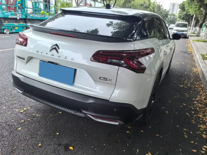 2022 Citroen C5 X 1.6T 175HP L4 8AT,autocango,china used car exporter,china ev exporter,chinese used car exporter,chinese used ev exporter