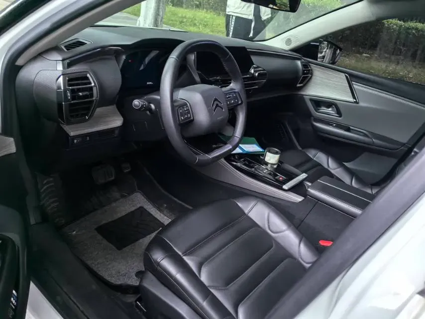 2022 Citroen C5 X 1.6T 175HP L4 8AT,autocango,china used car exporter,china ev exporter,chinese used car exporter,chinese used ev exporter