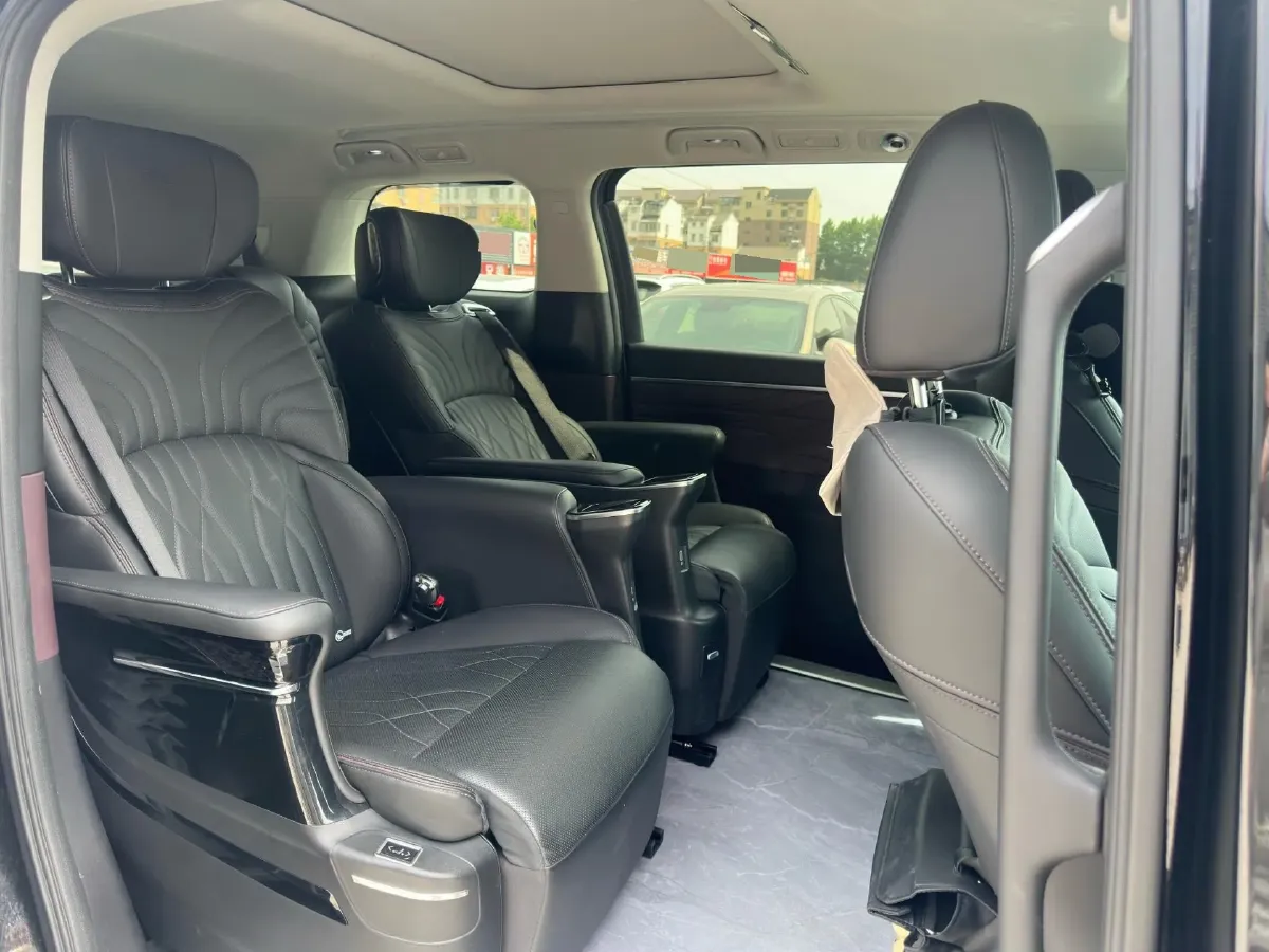 2023 GAC Trumpchi M8 2.0T 252HP L4 8AT,autocango,china used car exporter,china ev exporter,chinese used car exporter,chinese used ev exporter