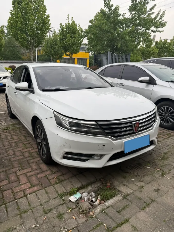 2018 Roewe i6 1.5T 169HP L4 7DCT,autocango,china used car exporter,china ev exporter,chinese used car exporter,chinese used ev exporter
