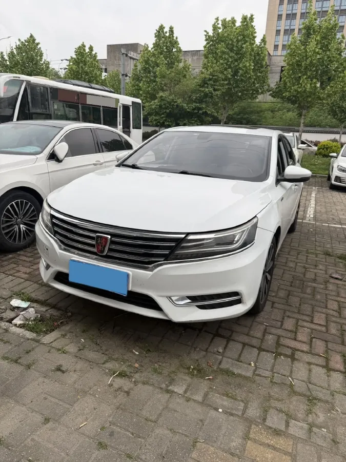 2018 Roewe i6 1.5T 169HP L4 7DCT,autocango,china used car exporter,china ev exporter,chinese used car exporter,chinese used ev exporter