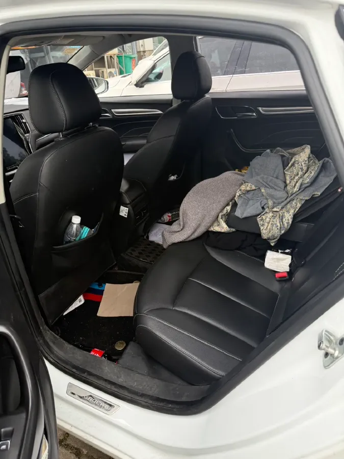 2018 Roewe i6 1.5T 169HP L4 7DCT,autocango,china used car exporter,china ev exporter,chinese used car exporter,chinese used ev exporter