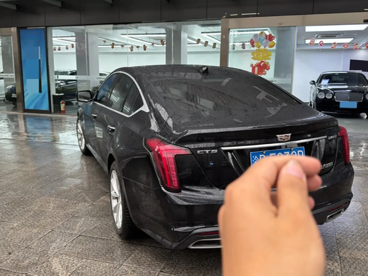 2023 Cadillac CT5 2.0T 237HP L4 10AT,autocango,china used car exporter,china ev exporter,chinese used car exporter,chinese used ev exporter