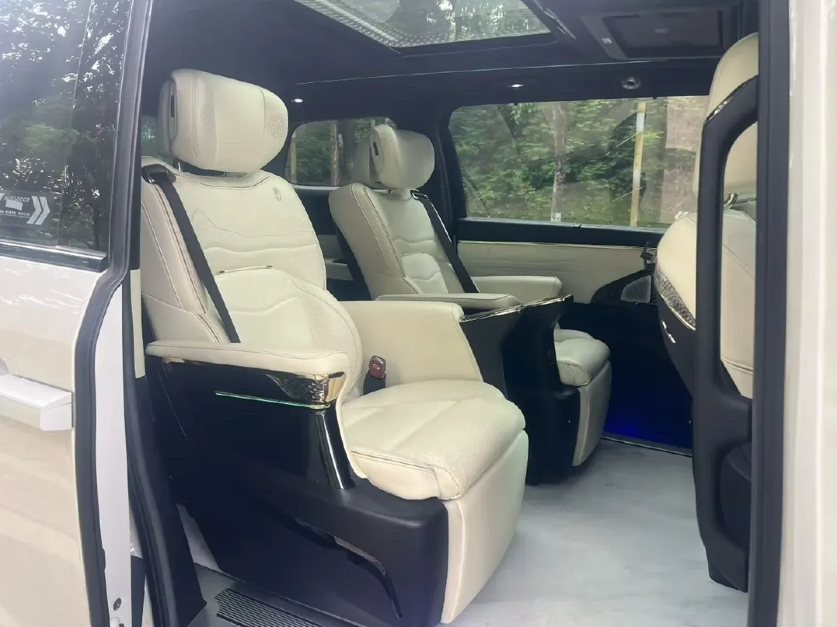 2023 GAC Trumpchi M8 2.0T 190HP L4 E-CVT Hybrid,autocango,china used car exporter,china ev exporter,chinese used car exporter,chinese used ev exporter