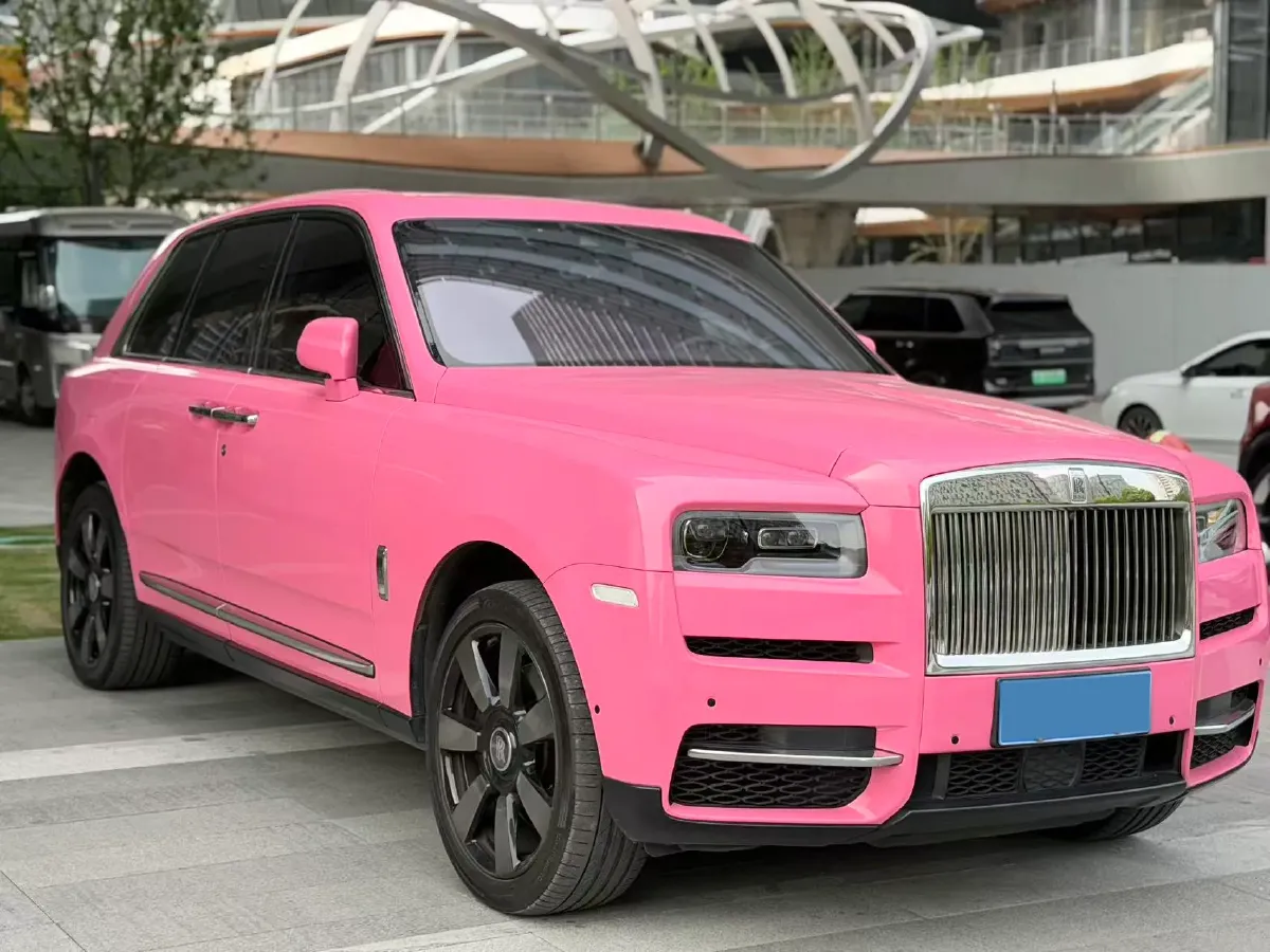 2018 Rolls-Royce Cullinan 6.7T 571HP V12 8AT,autocango,china used car exporter,china ev exporter,chinese used car exporter,chinese used ev exporter