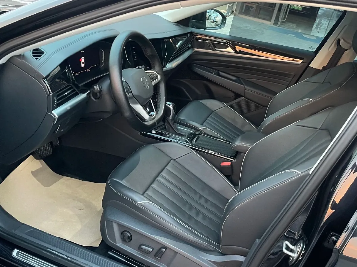 2022 Skoda Kodiak GT 2.0T 186HP L4 7DCT,autocango,china used car exporter,china ev exporter,chinese used car exporter,chinese used ev exporter