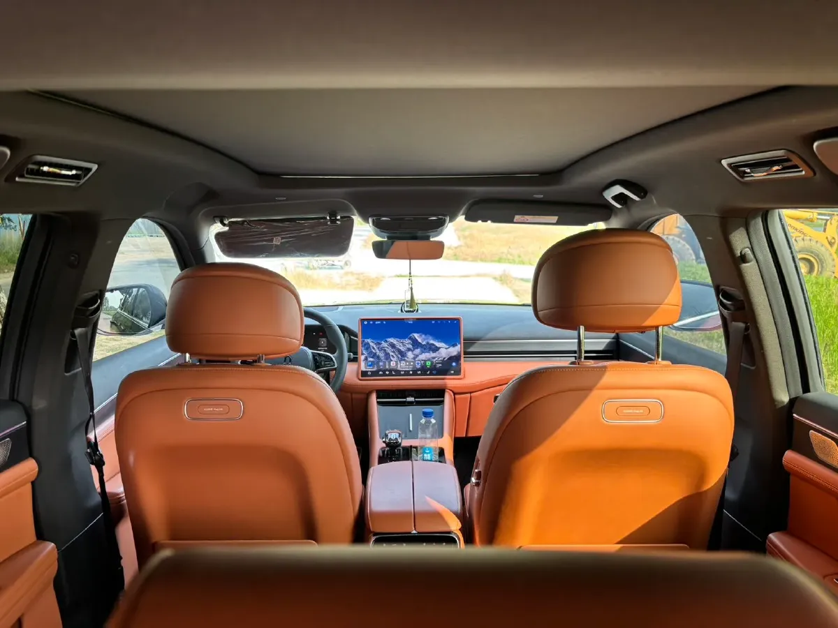 2024 AITO AITO M7 1.5T 152HP L4 REEV 42KWH,autocango,china used car exporter,china ev exporter,chinese used car exporter,chinese used ev exporter