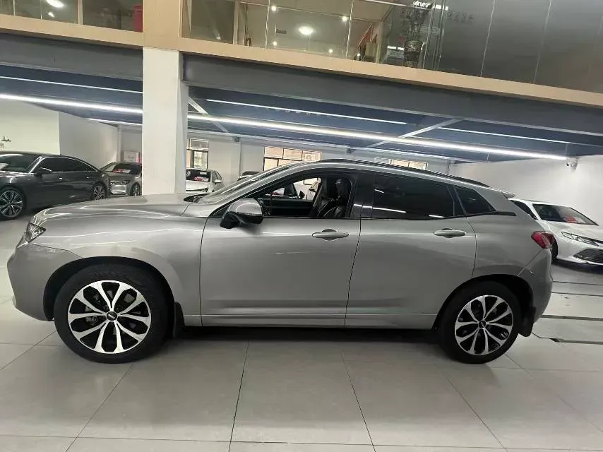 2017 WEY VV7 2.0T 234HP L4 7DCT,autocango,china used car exporter,china ev exporter,chinese used car exporter,chinese used ev exporter