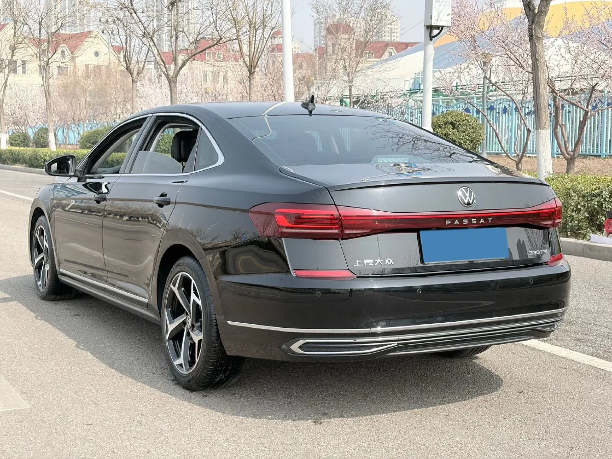 2024 Volkswagen Passat 2.0T 186HP L4 7DCT,autocango,china used car exporter,china ev exporter,chinese used car exporter,chinese used ev exporter