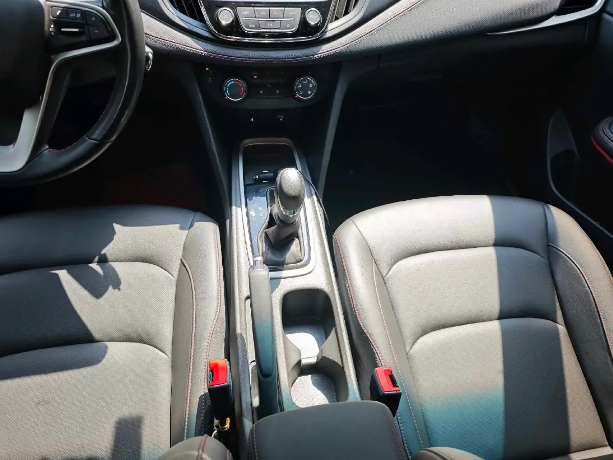 2022 Chevrolet Monza 1.3T 163HP L3 6AT,autocango,china used car exporter,china ev exporter,chinese used car exporter,chinese used ev exporter