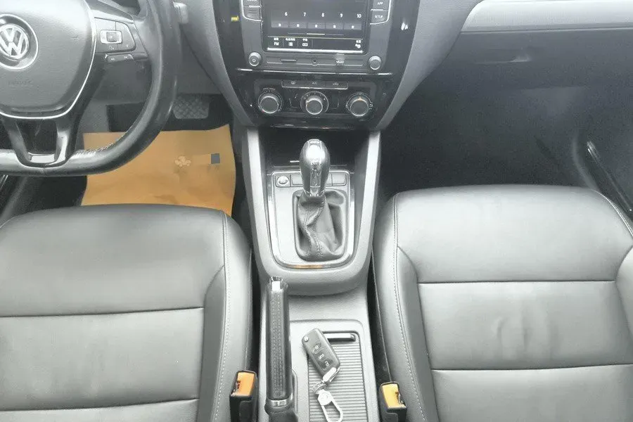 2018 Volkswagen Sagitar 1.4T 150HP L4 7DCT,autocango,china used car exporter,china ev exporter,chinese used car exporter,chinese used ev exporter