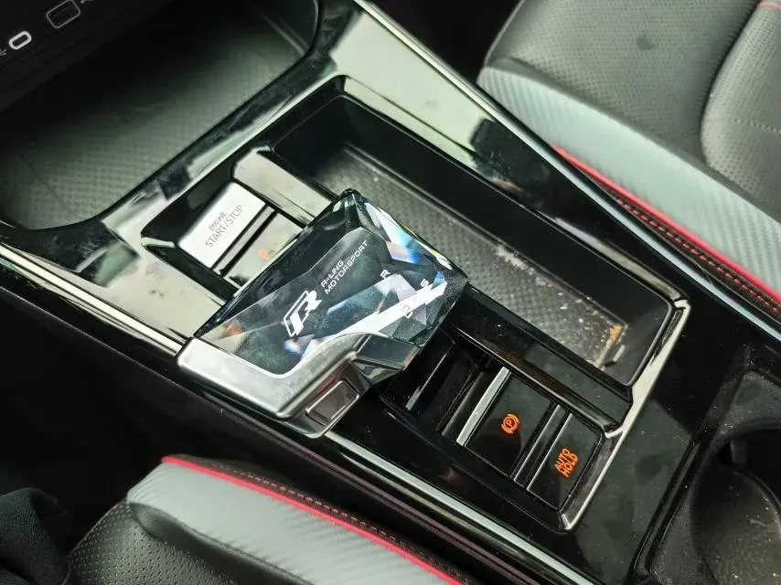 2024 Volkswagen Lamando 1.4T 150HP L4 7DCT,autocango,china used car exporter,china ev exporter,chinese used car exporter,chinese used ev exporter