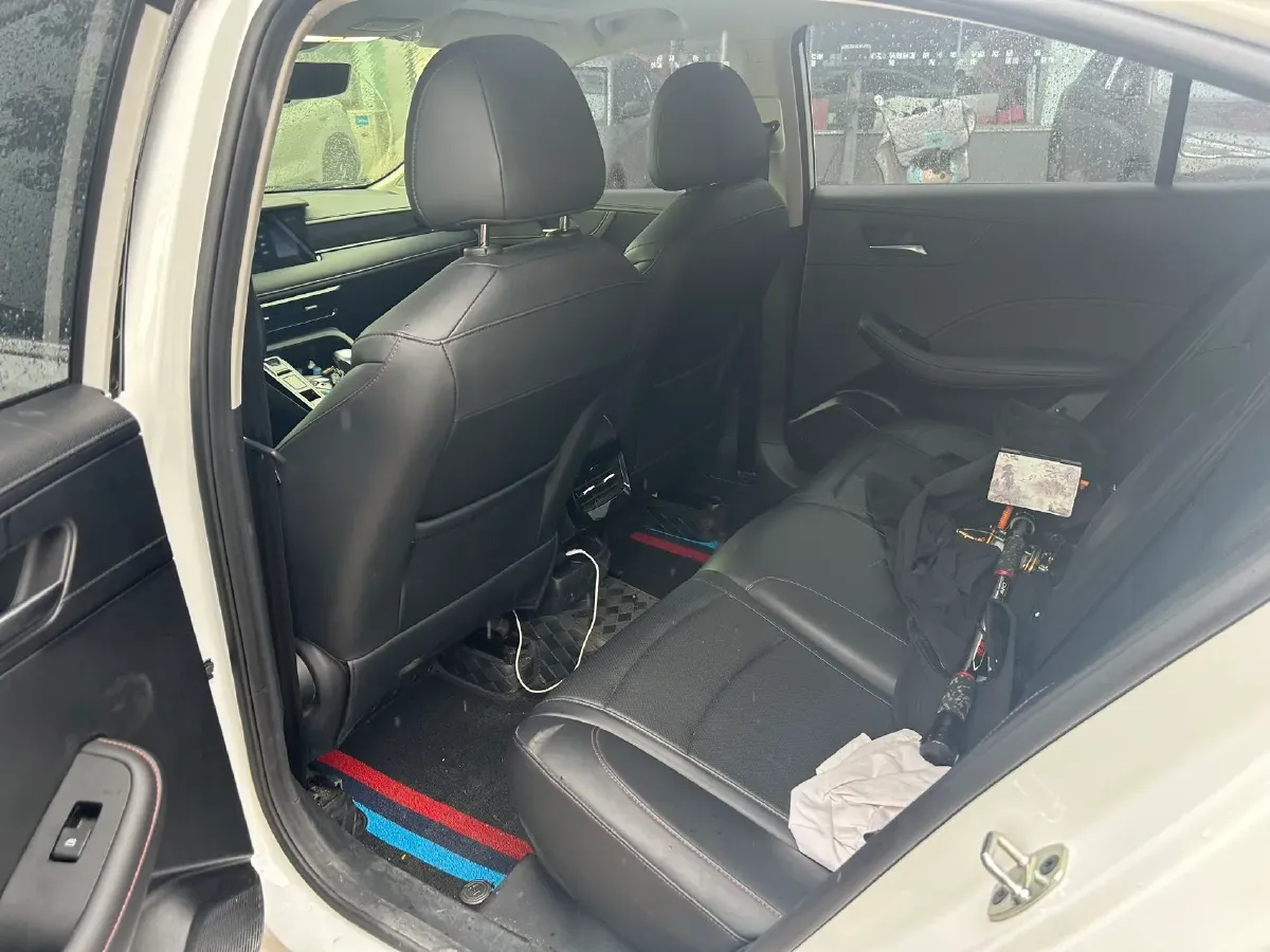 2026 Roewe i5 1.5L 129HP L4 CVT,autocango,china used car exporter,china ev exporter,chinese used car exporter,chinese used ev exporter